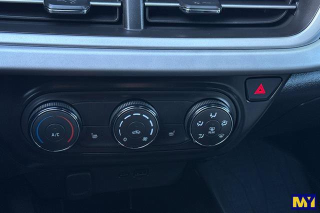 Used 2024 Chevrolet Trax LS w/ LS Convenience Package image 23