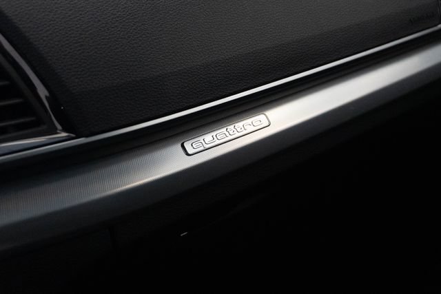 Used 2025 Audi Q5 2.0T Premium AWD/4WD image 18