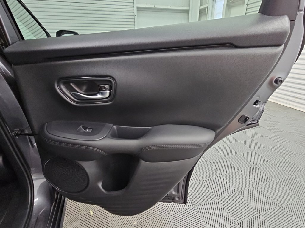 New 2027 Honda HR-V LX image 32