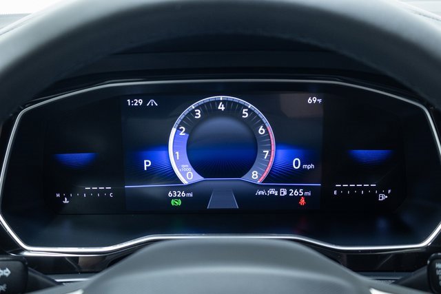 Used 2024 Volkswagen Jetta Sport image 2