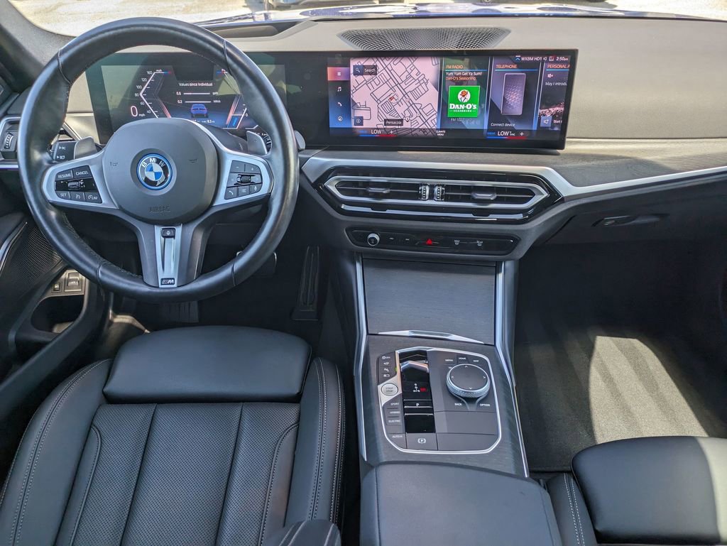 Used 2024 BMW 330e image 26