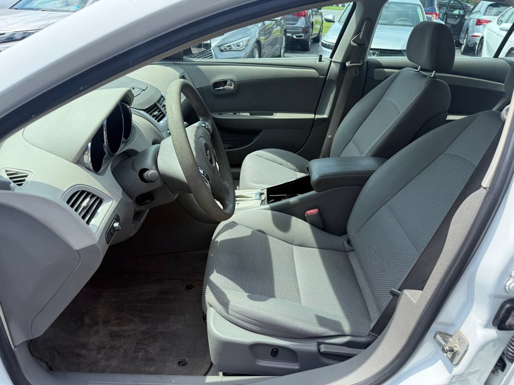 Used 2009 Chevrolet Malibu Hybrid FWD image 12