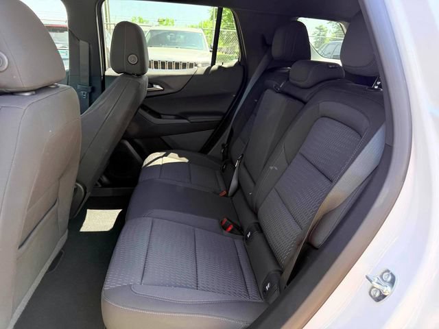 Used 2026 Chevrolet Equinox LT FWD image 13