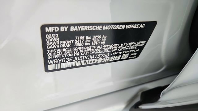 Used 2023 BMW i7 xDrive60 w/ Executive Package 2 image 62
