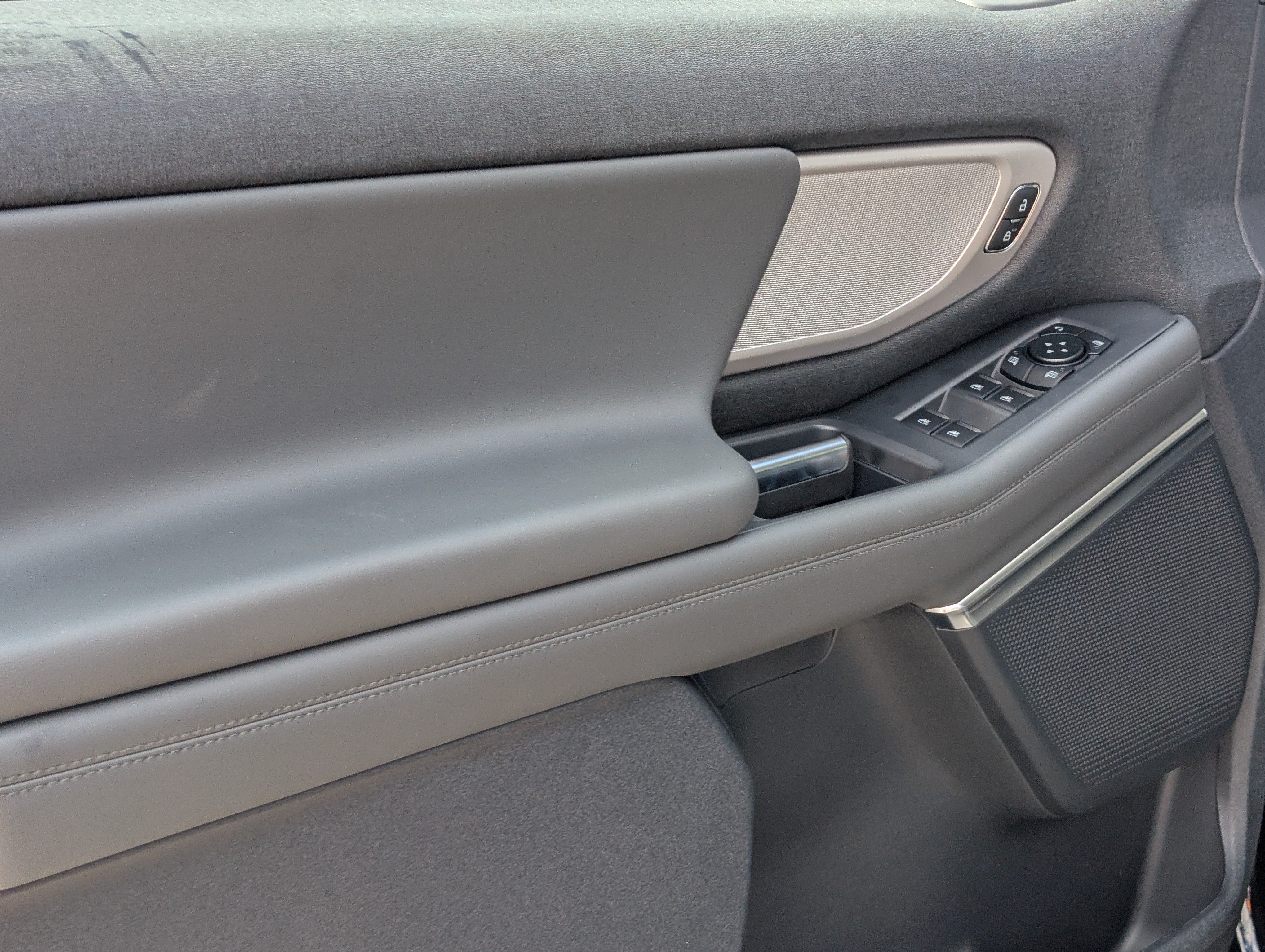 New 2027 Ford Expedition Max Active RWD image 17