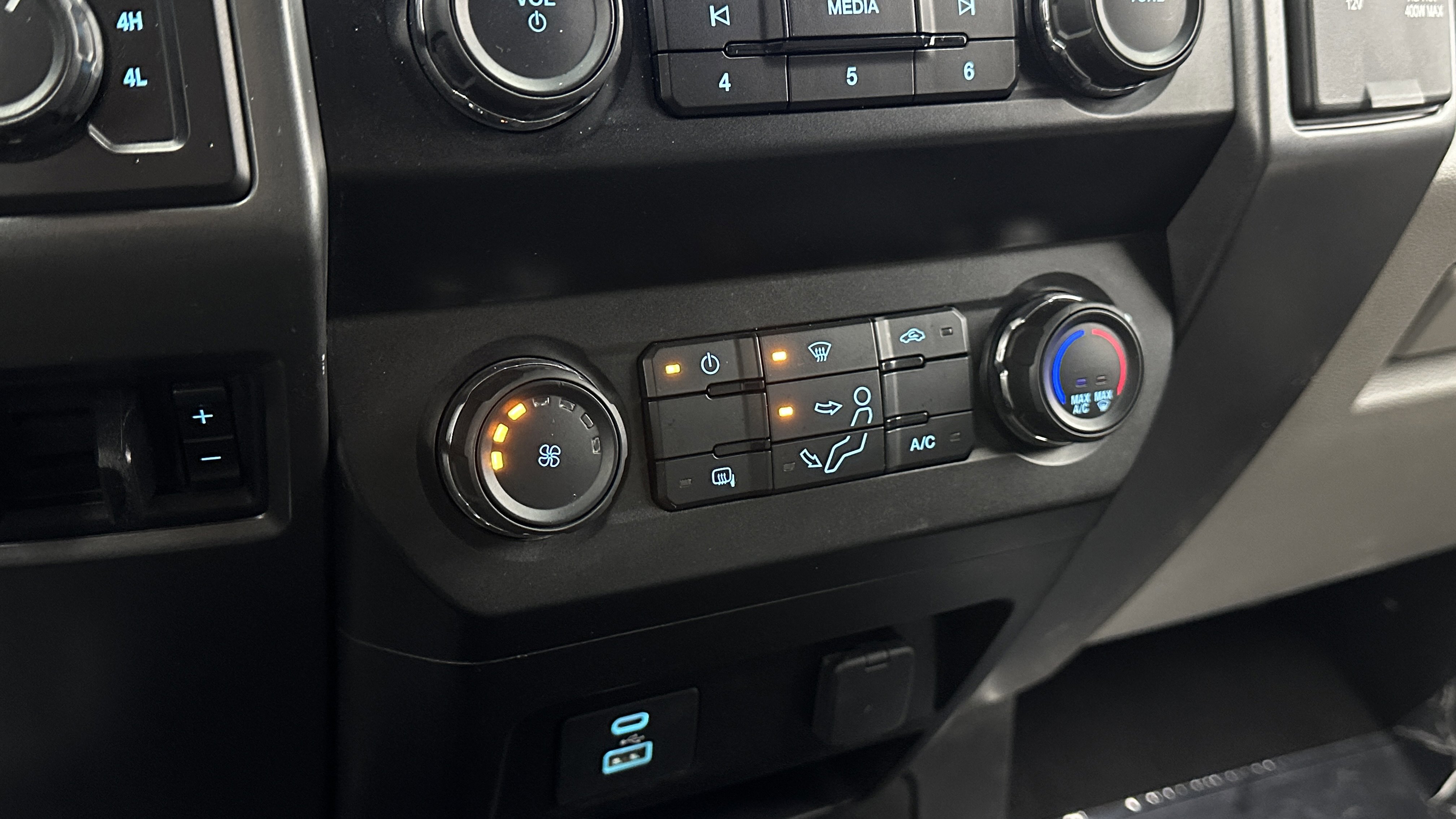 Used 2022 Ford F250 XLT image 18