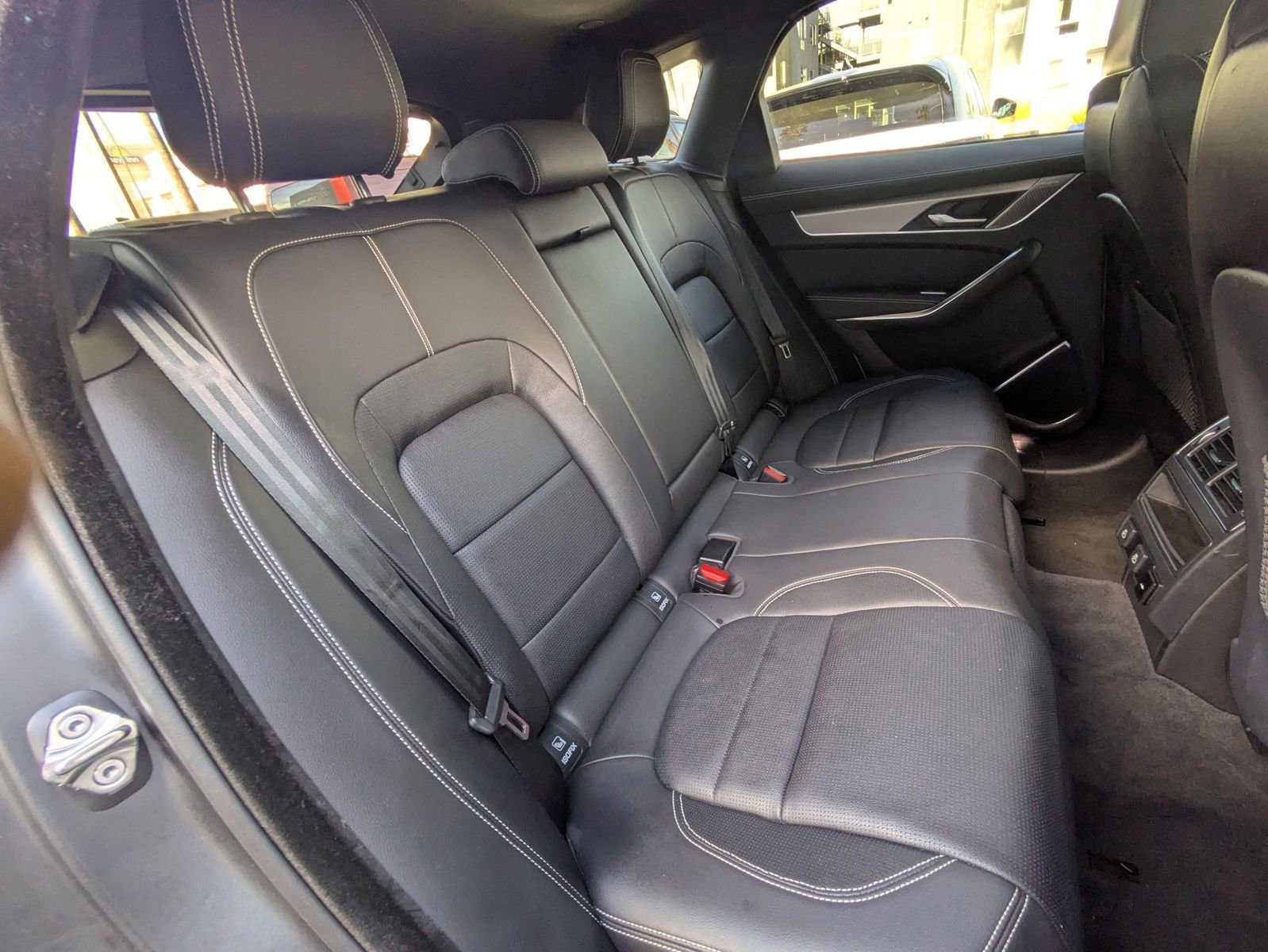 Used 2024 Jaguar F-PACE R-Dynamic S image 26