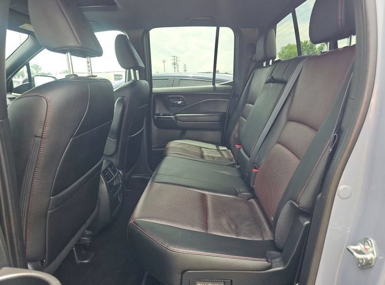 Used 2023 Honda Ridgeline Black Edition image 7