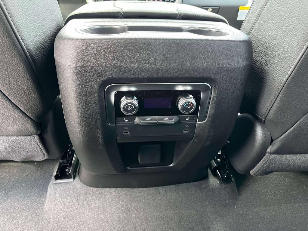 New 2026 GMC Yukon XL Denali w/ Sun & Power Step Package AWD/4WD image 14