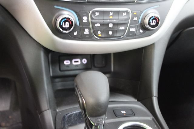Used 2022 Chevrolet Equinox LT FWD image 20