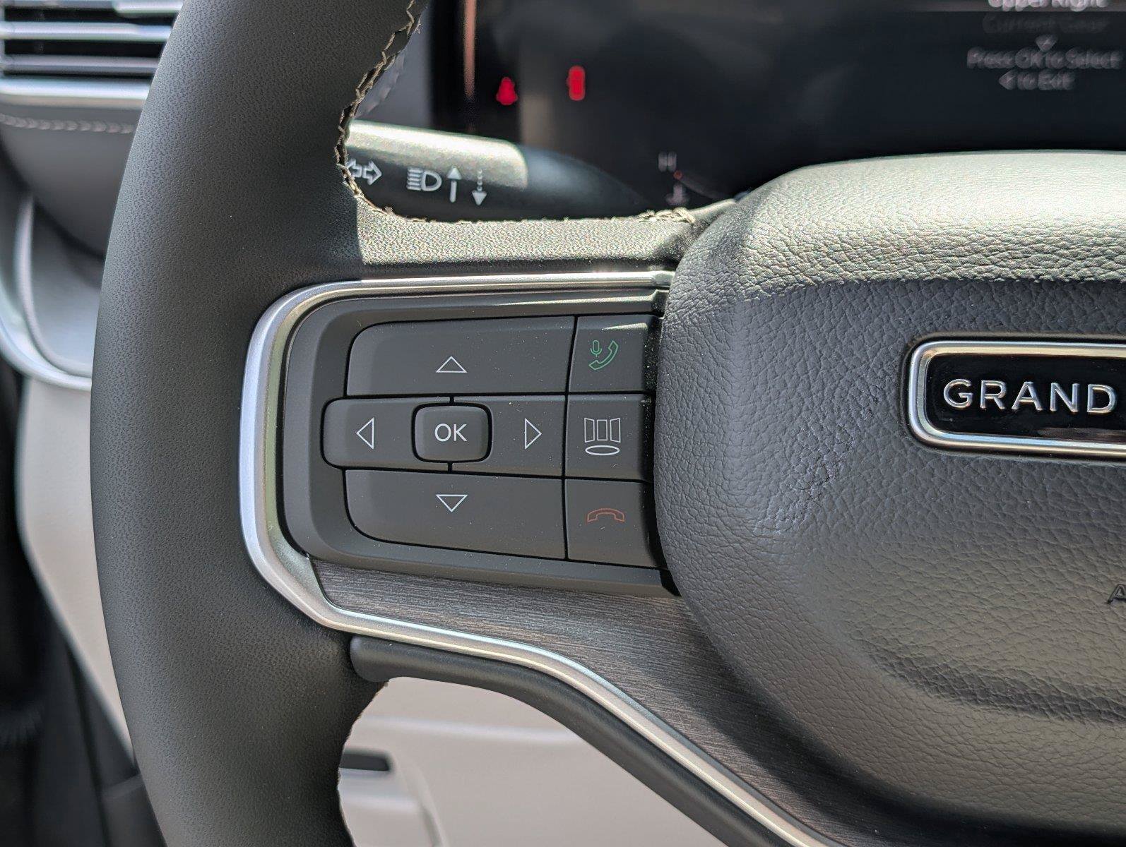 New 2026 Jeep Grand Wagoneer Limited AWD/4WD image 30