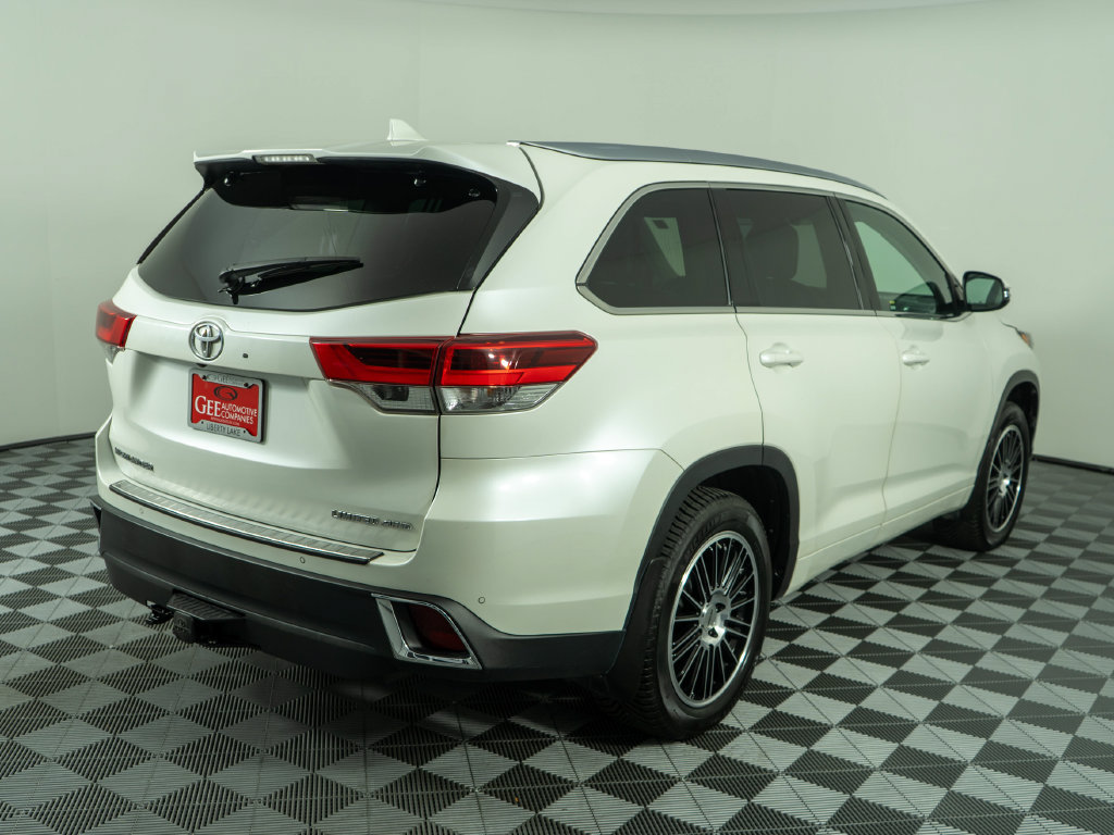 Used 2019 Toyota Highlander Limited Platinum AWD/4WD image 6