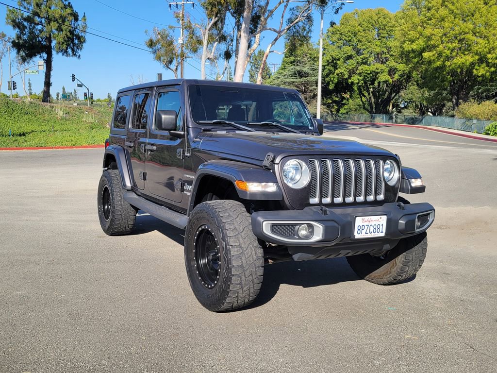 Used 2019 Jeep Wrangler Unlimited Sahara AWD/4WD image 4