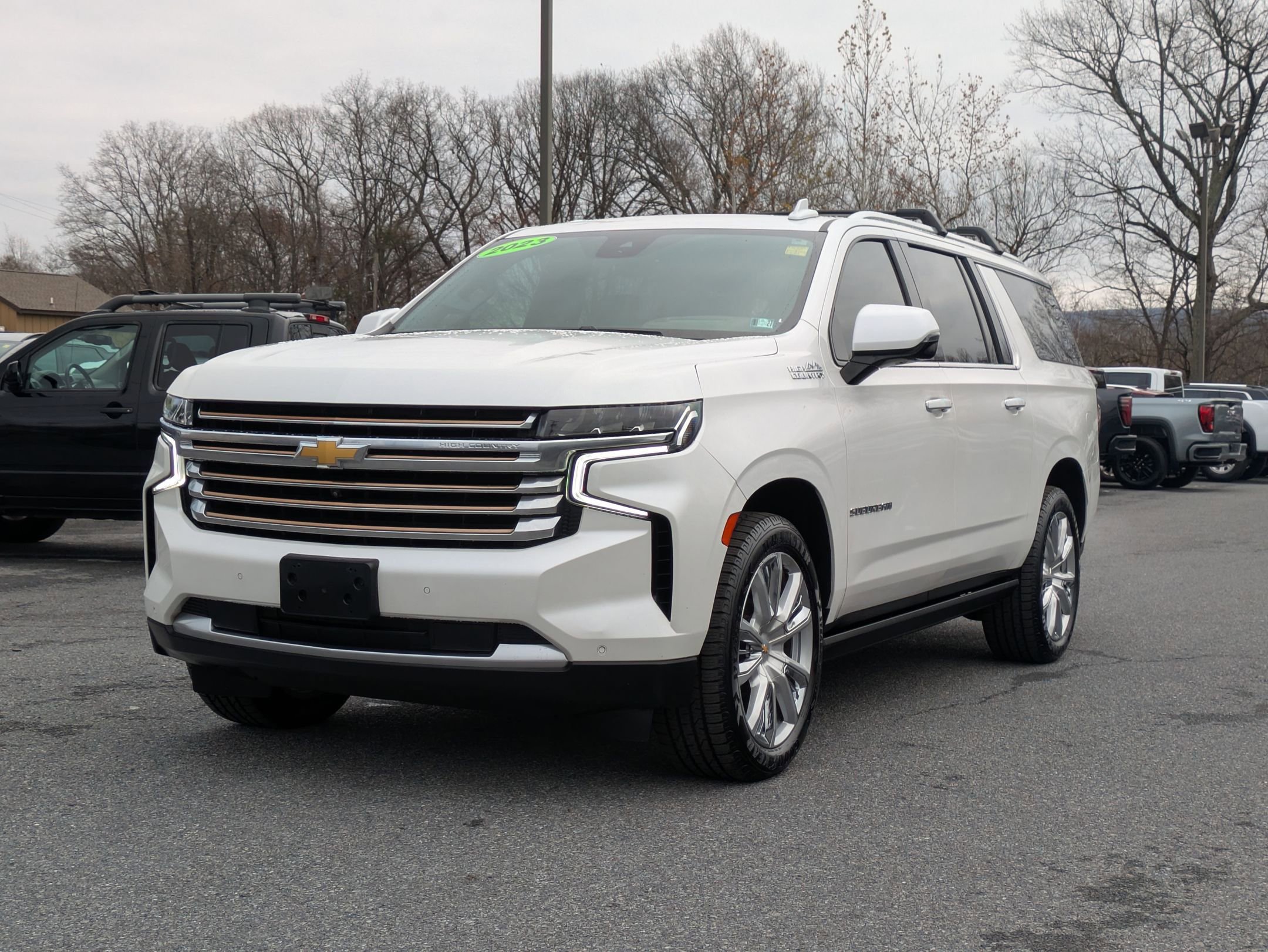 Used 2023 Chevrolet Suburban High Country w/ LPO, Illumination Package image 3
