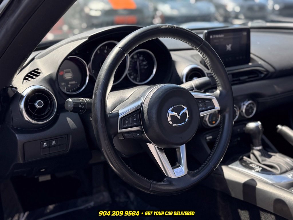 Used 2021 MAZDA MX-5 Miata RF Grand Touring RWD image 18