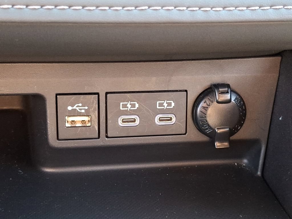 Certified 2025 Toyota Highlander LE AWD/4WD image 18