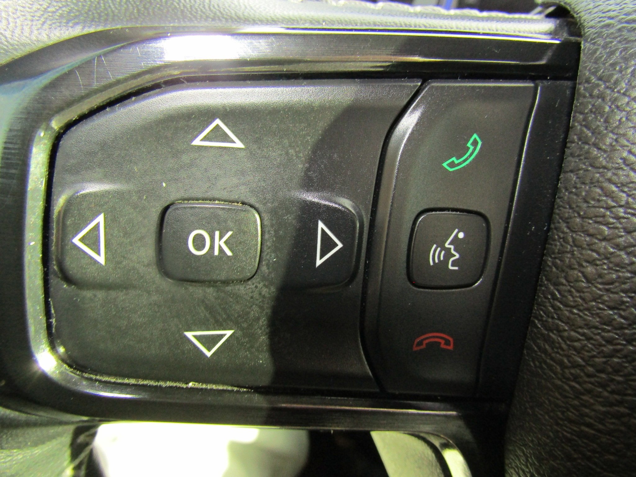 Used 2022 RAM 1500 Limited w/ Off Road Group image 28