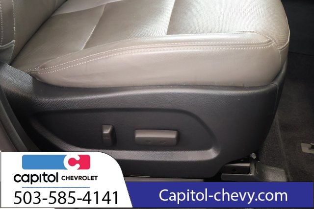 Used 2016 Hyundai Santa Fe Limited w/ Option Group 04 AWD/4WD image 35