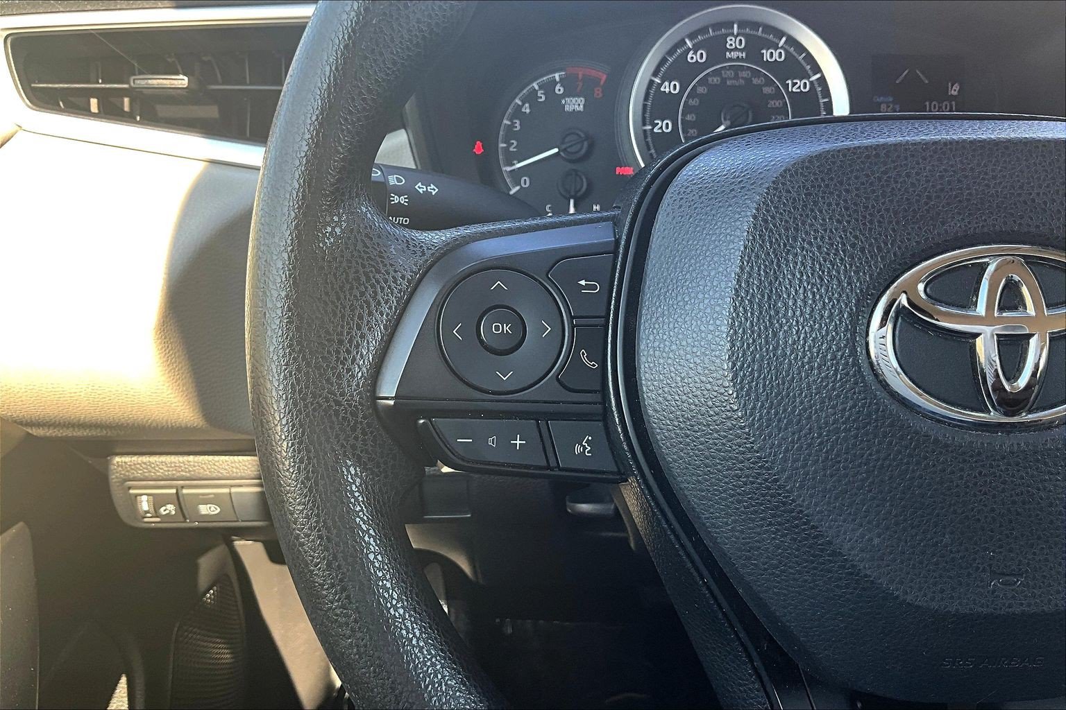 Used 2022 Toyota Corolla LE FWD image 19