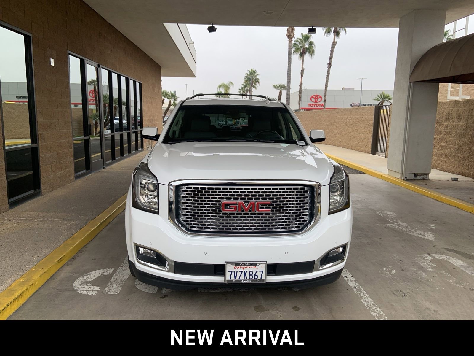 Used 2016 GMC Yukon Denali w/ Open Road Package image 2