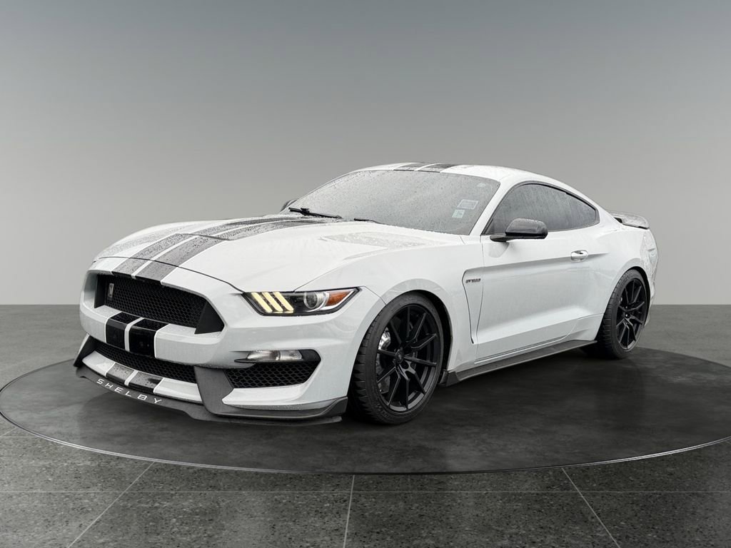 Used 2017 Ford Mustang Shelby GT350 RWD image 4