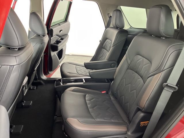 New 2026 Nissan Pathfinder Platinum image 43