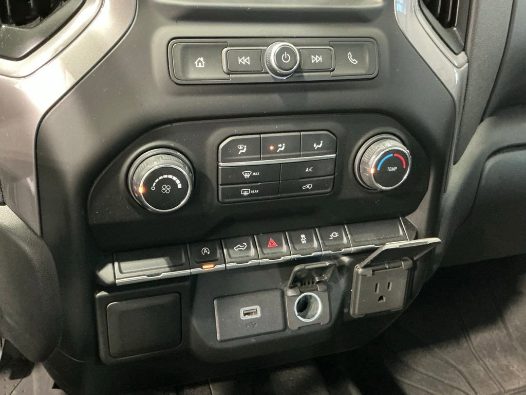 Used 2020 Chevrolet Silverado 1500 Custom w/ Custom Value Package image 22