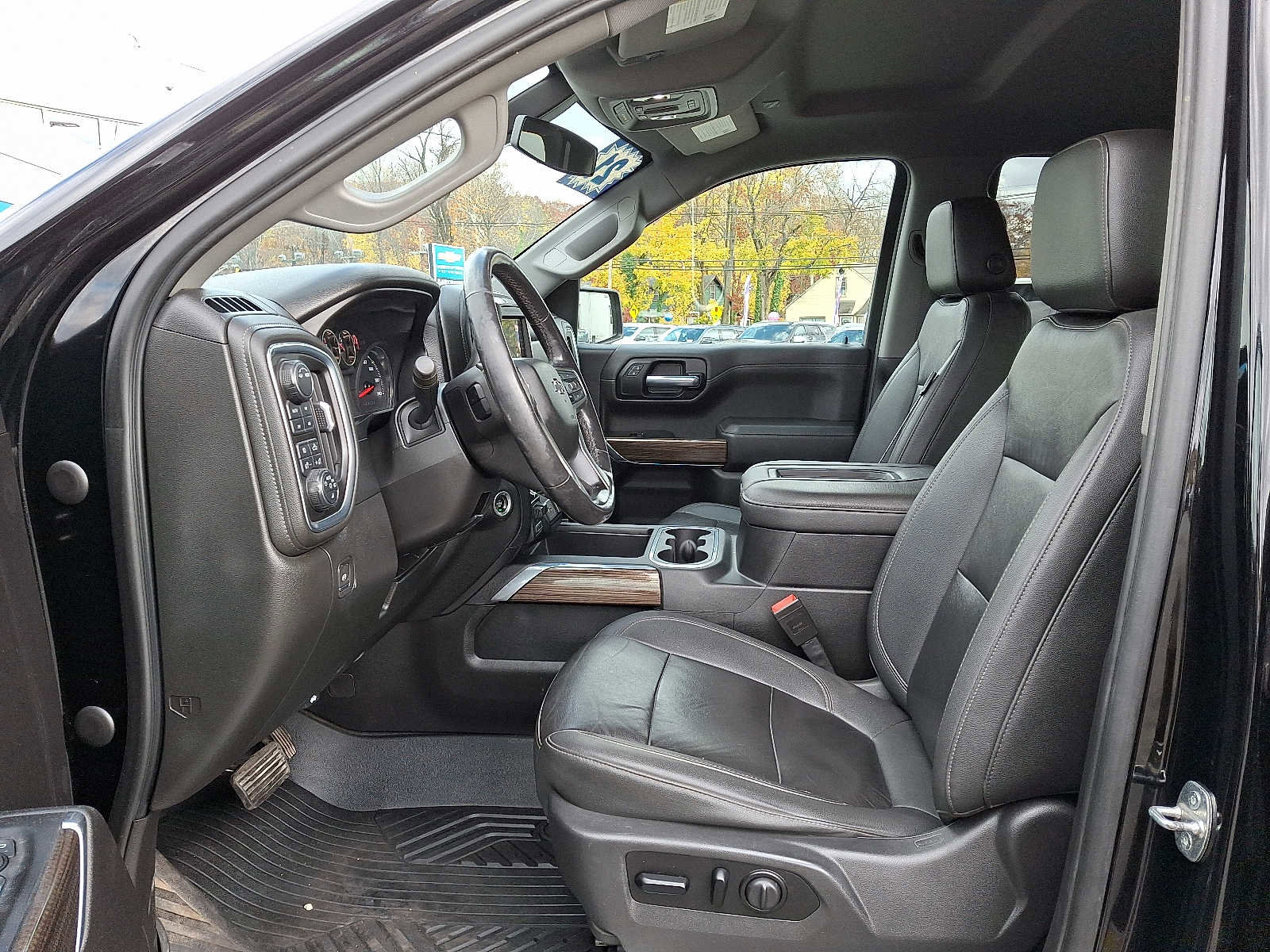 Used 2021 Chevrolet Silverado 1500 LT Trail Boss w/ Convenience Package II image 13