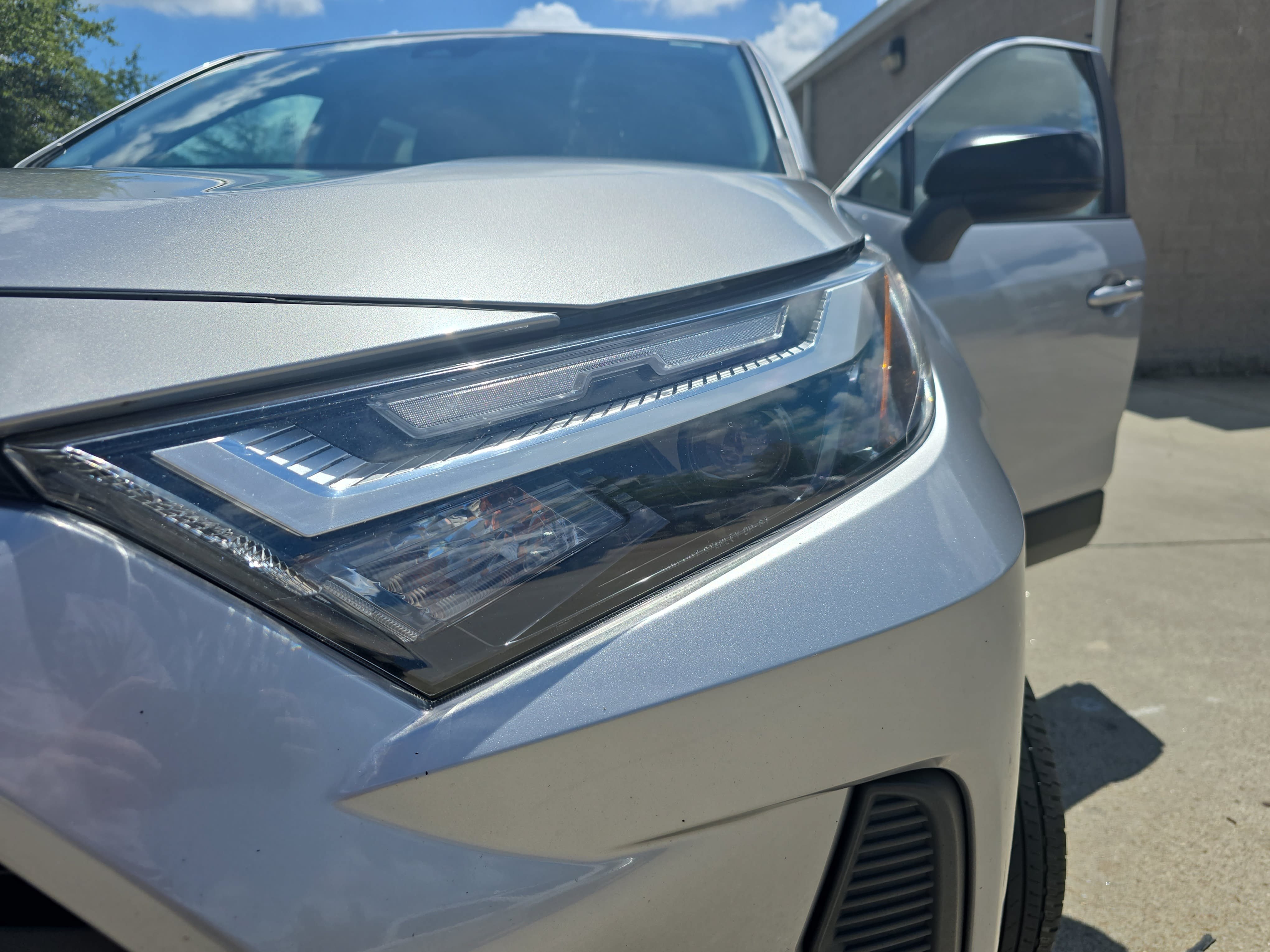 Certified 2023 Toyota RAV4 LE FWD image 31