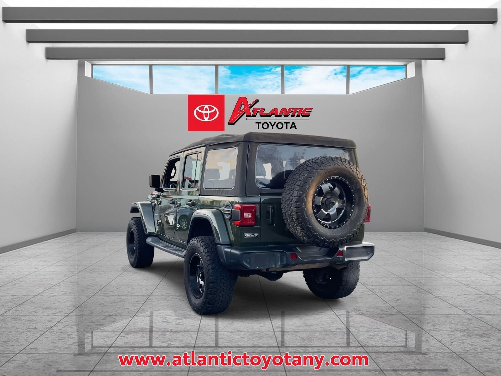 Used 2021 Jeep Wrangler Unlimited Sahara w/ Safety Group image 4