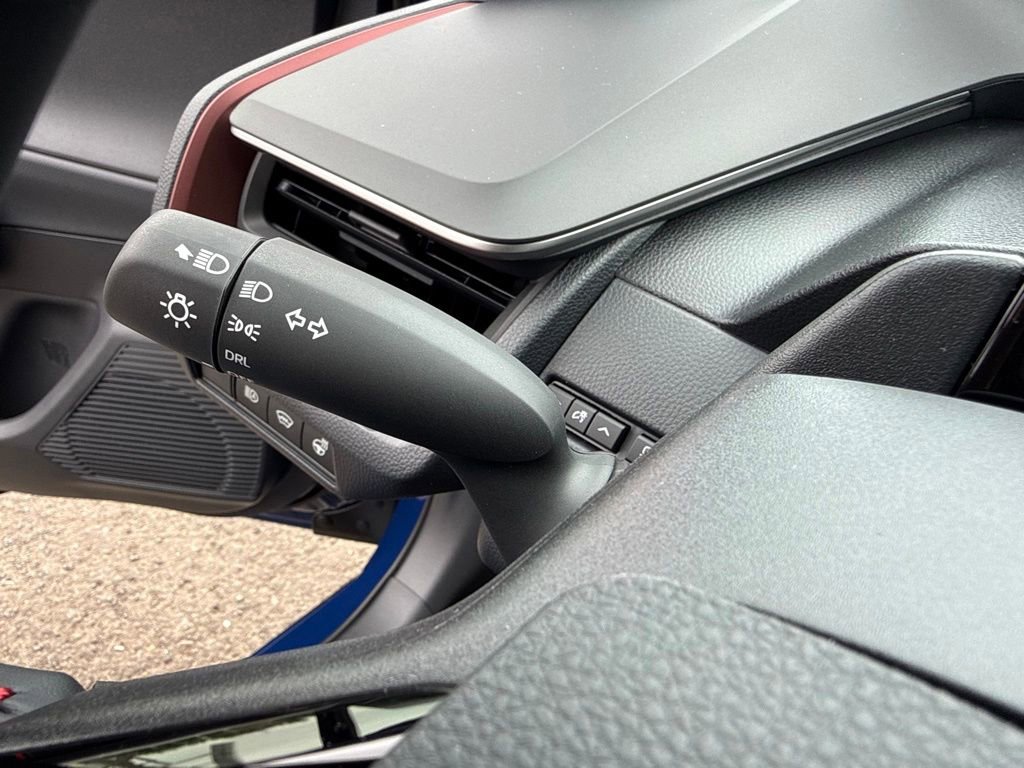 New 2026 Toyota Prius Plug-In Hybrid FWD image 21