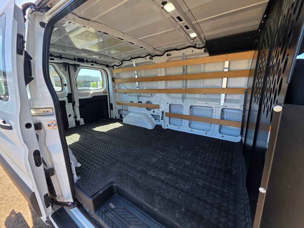 Used 2025 Ford Transit 250 Low Roof w/ Exterior Upgrade Package RWD image 16