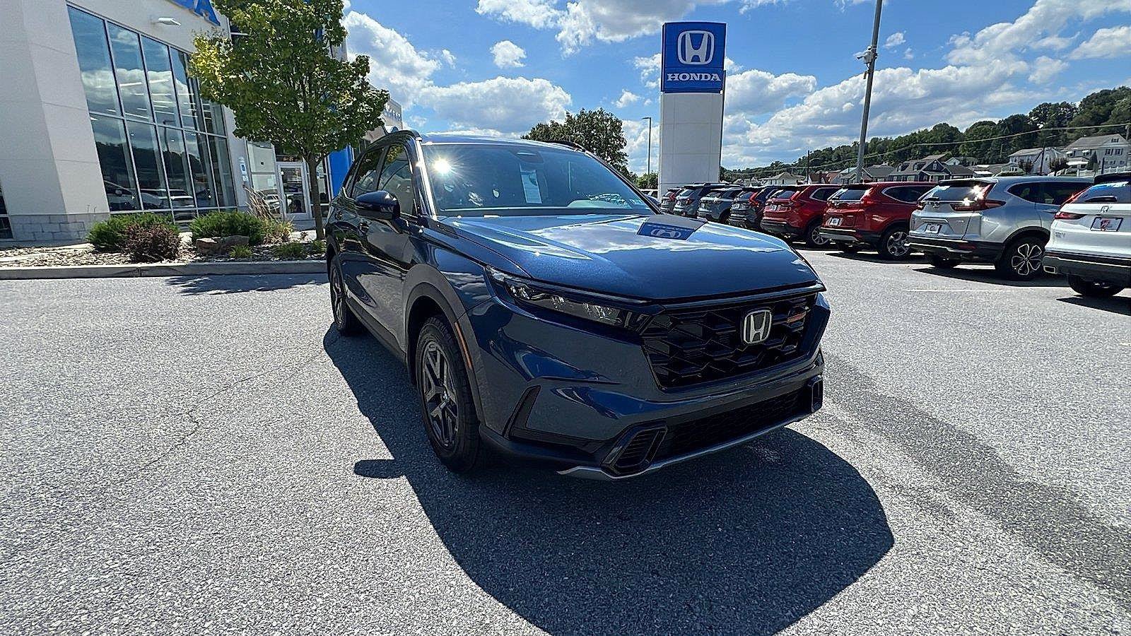 New 2026 Honda CR-V TrailSport image 2
