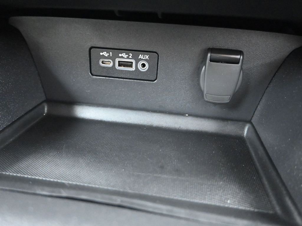 Used 2025 Nissan Altima 2.5 SV image 22