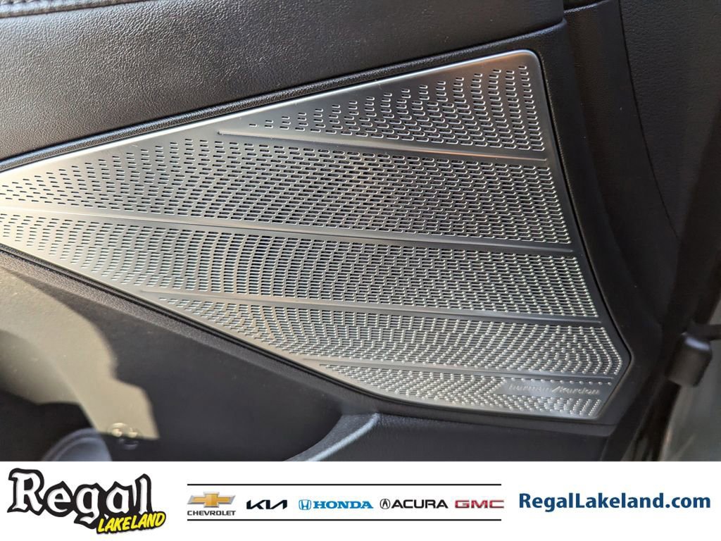 Used 2023 Hyundai Palisade Calligraphy image 18