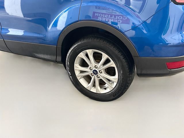 Used 2018 Ford Escape SE image 30