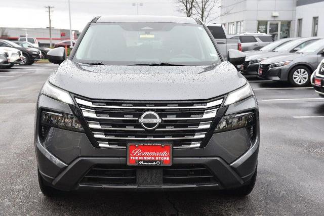 Certified 2025 Nissan Rogue SV image 4