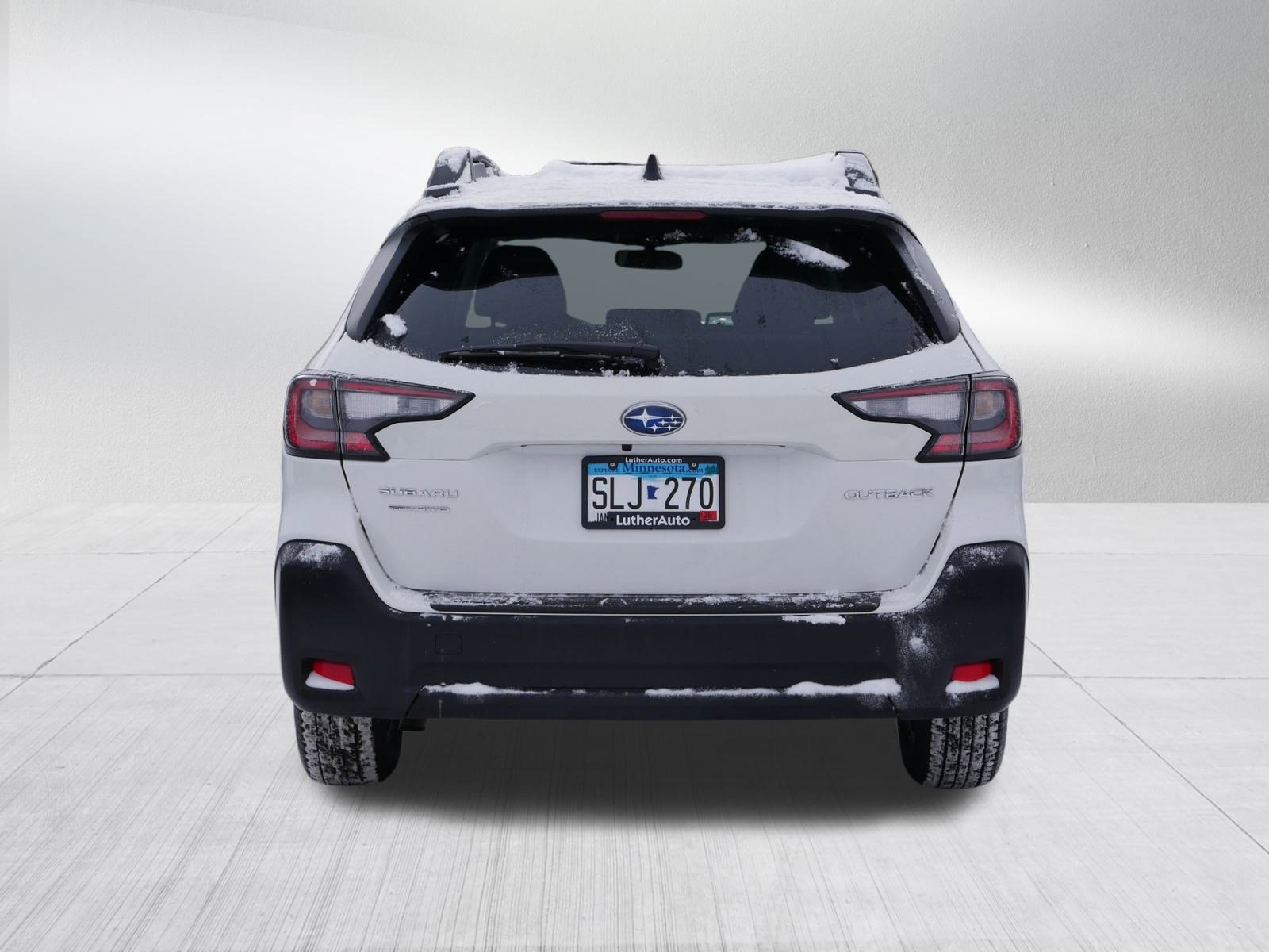 Used 2025 Subaru Outback Premium image 6