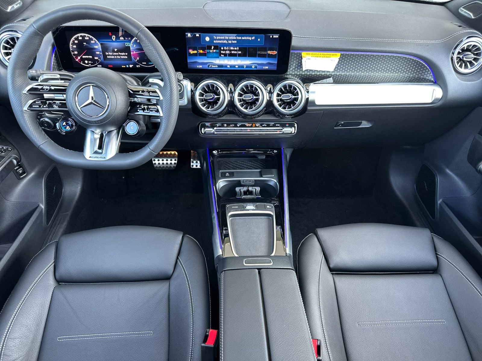 Used 2024 Mercedes-Benz GLB 35 AMG 4MATIC image 15