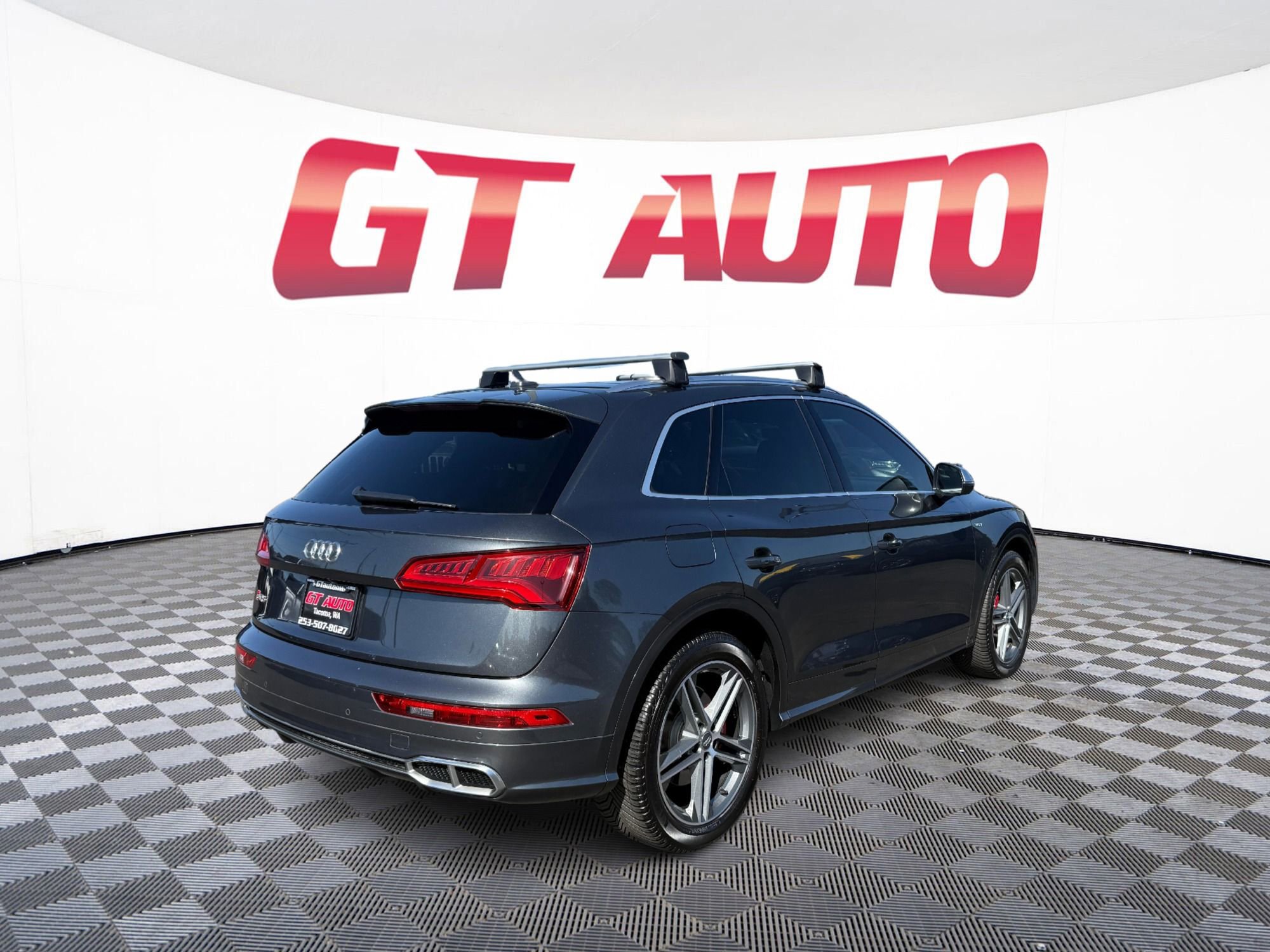 Used 2018 Audi SQ5 Prestige w/ Prestige Package AWD/4WD image 4