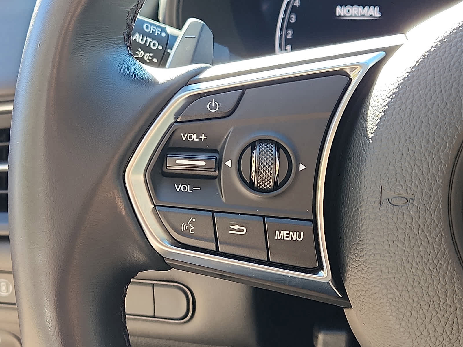 Certified 2025 Acura TLX w/ Technology Package image 22