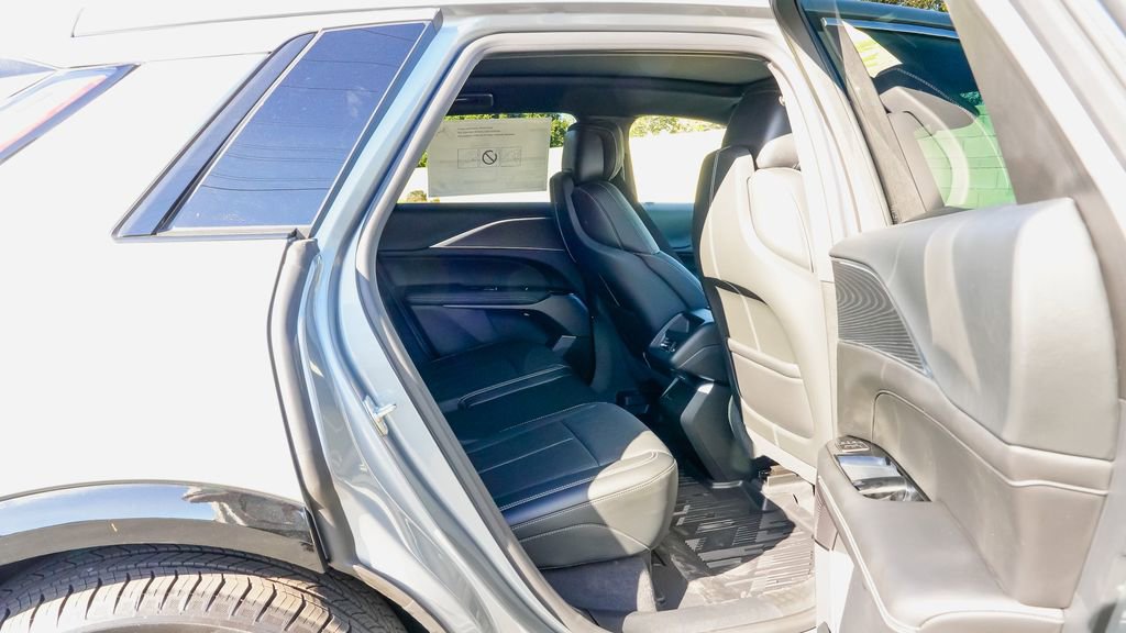 New 2026 Cadillac Lyriq Luxury w/ LPO, Floor Liner Package image 10