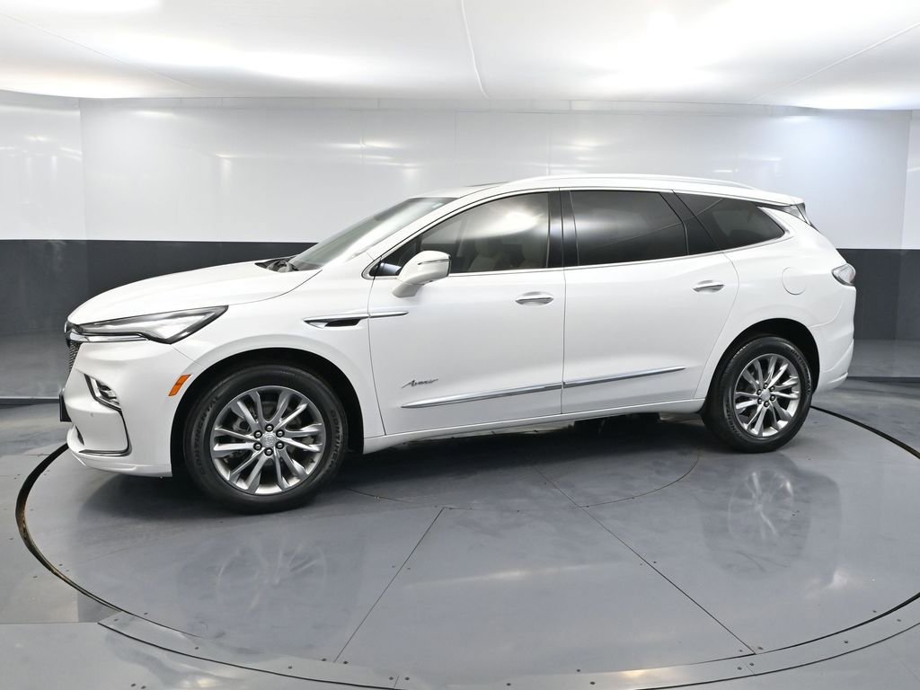Used 2022 Buick Enclave Avenir w/ Avenir Technology Package image 12