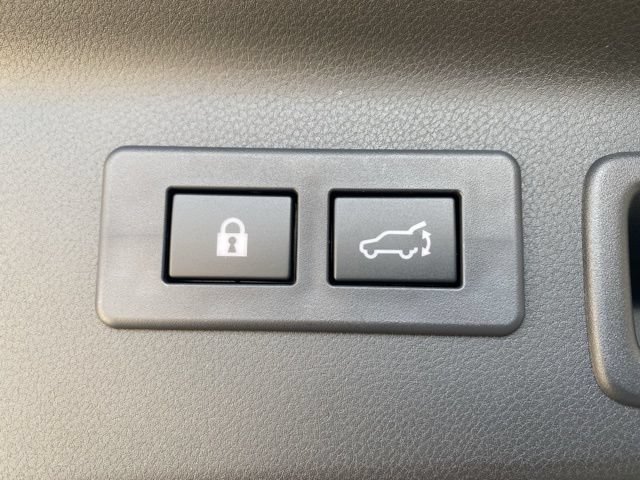 Used 2025 Subaru Forester Limited AWD/4WD image 8