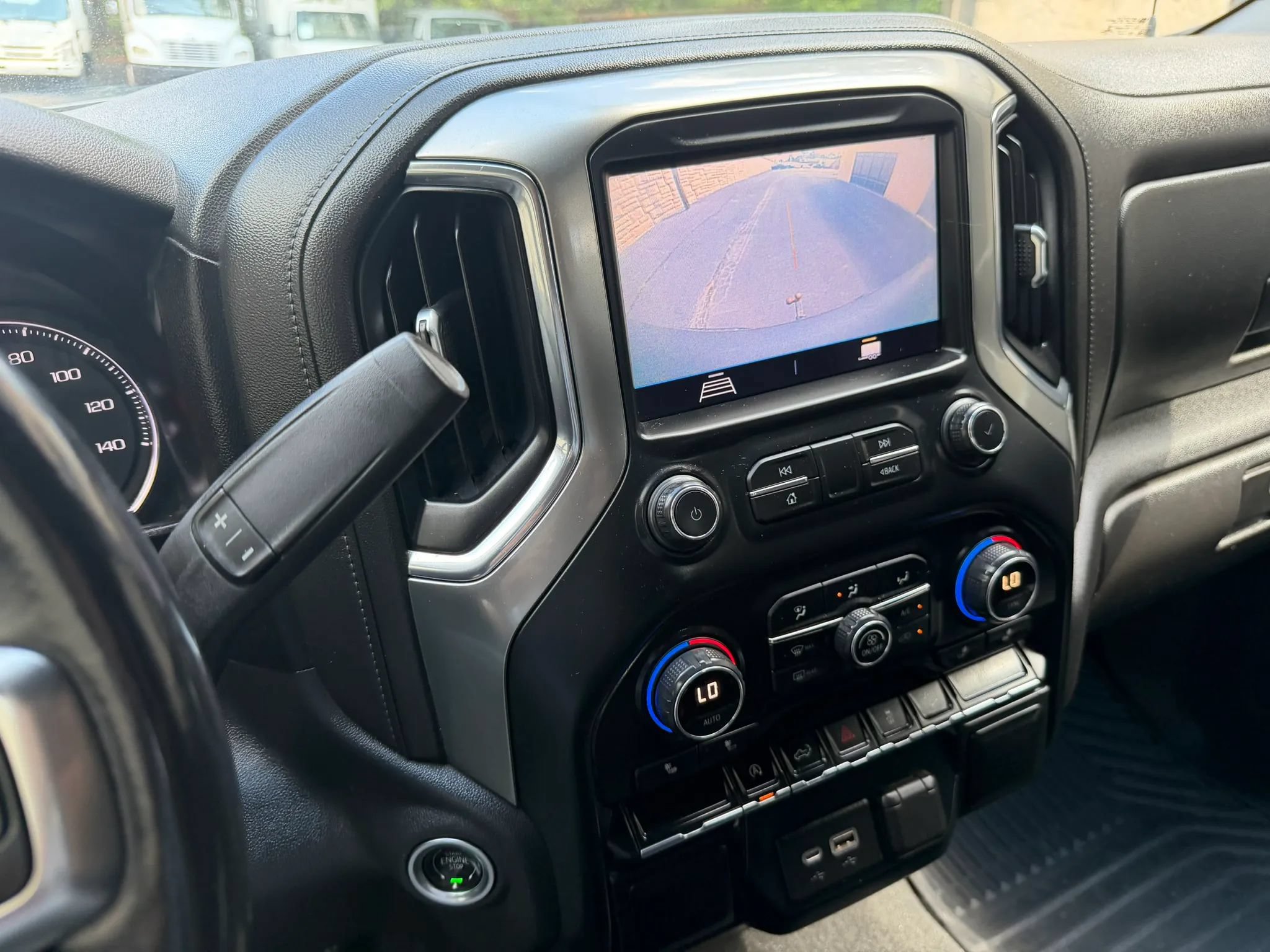Used 2020 Chevrolet Silverado 1500 LT w/ Texas Edition AWD/4WD image 39