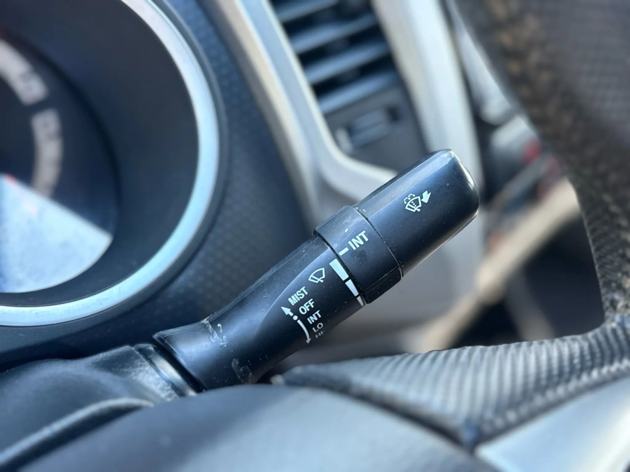 Used 2015 Toyota Tacoma PreRunner image 33