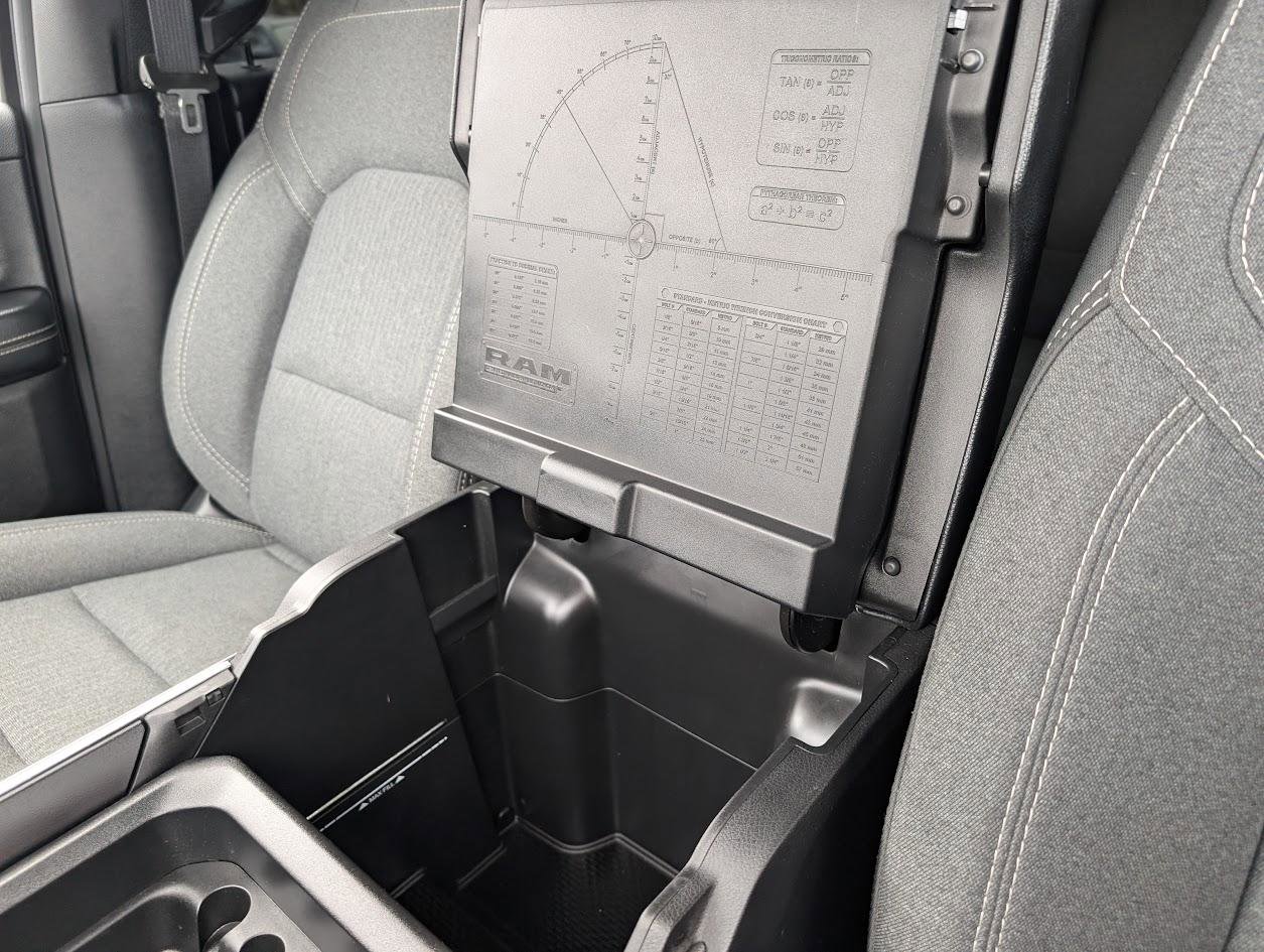 Used 2019 RAM 1500 Big Horn image 33