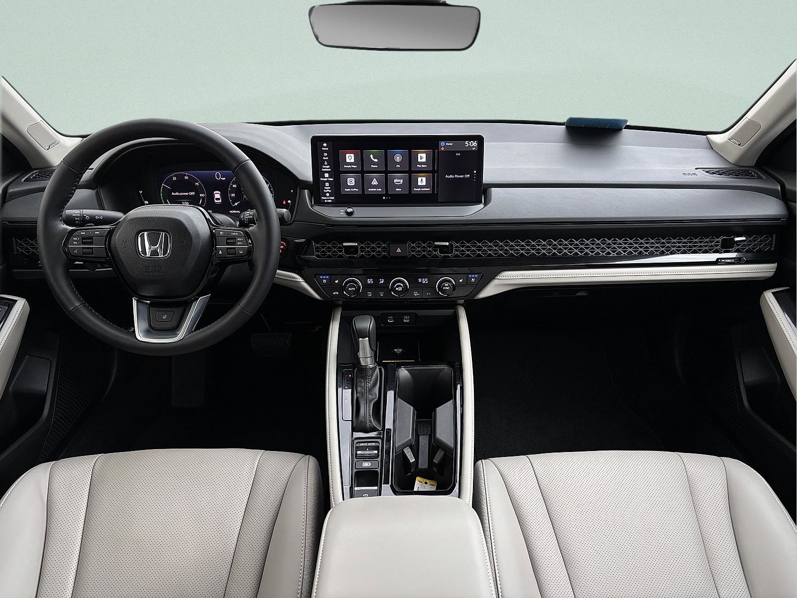 Certified 2025 Honda Accord Touring image 32