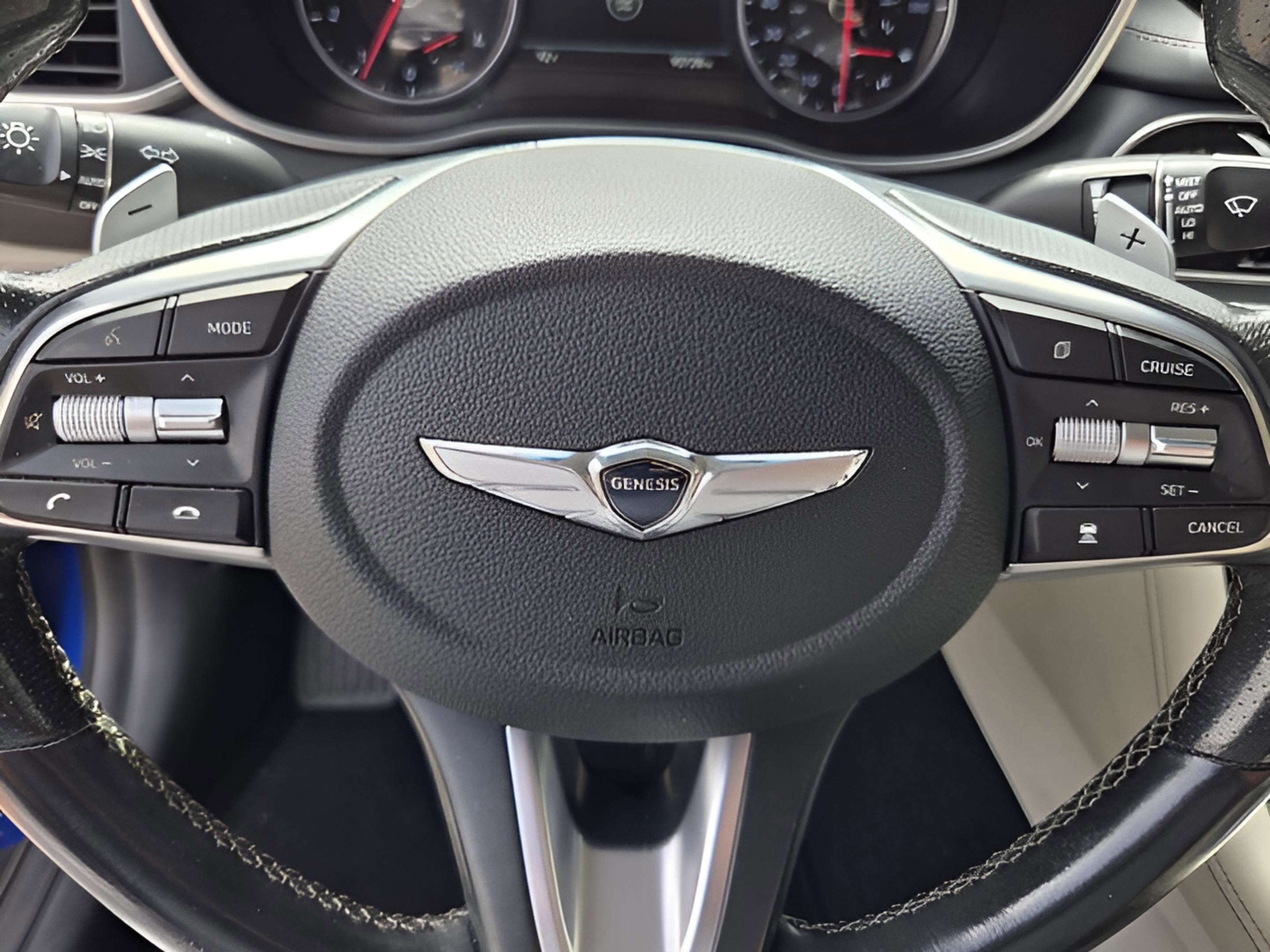 Used 2019 Genesis G70 2.0T Advanced w/ Dynamic Package RWD image 28