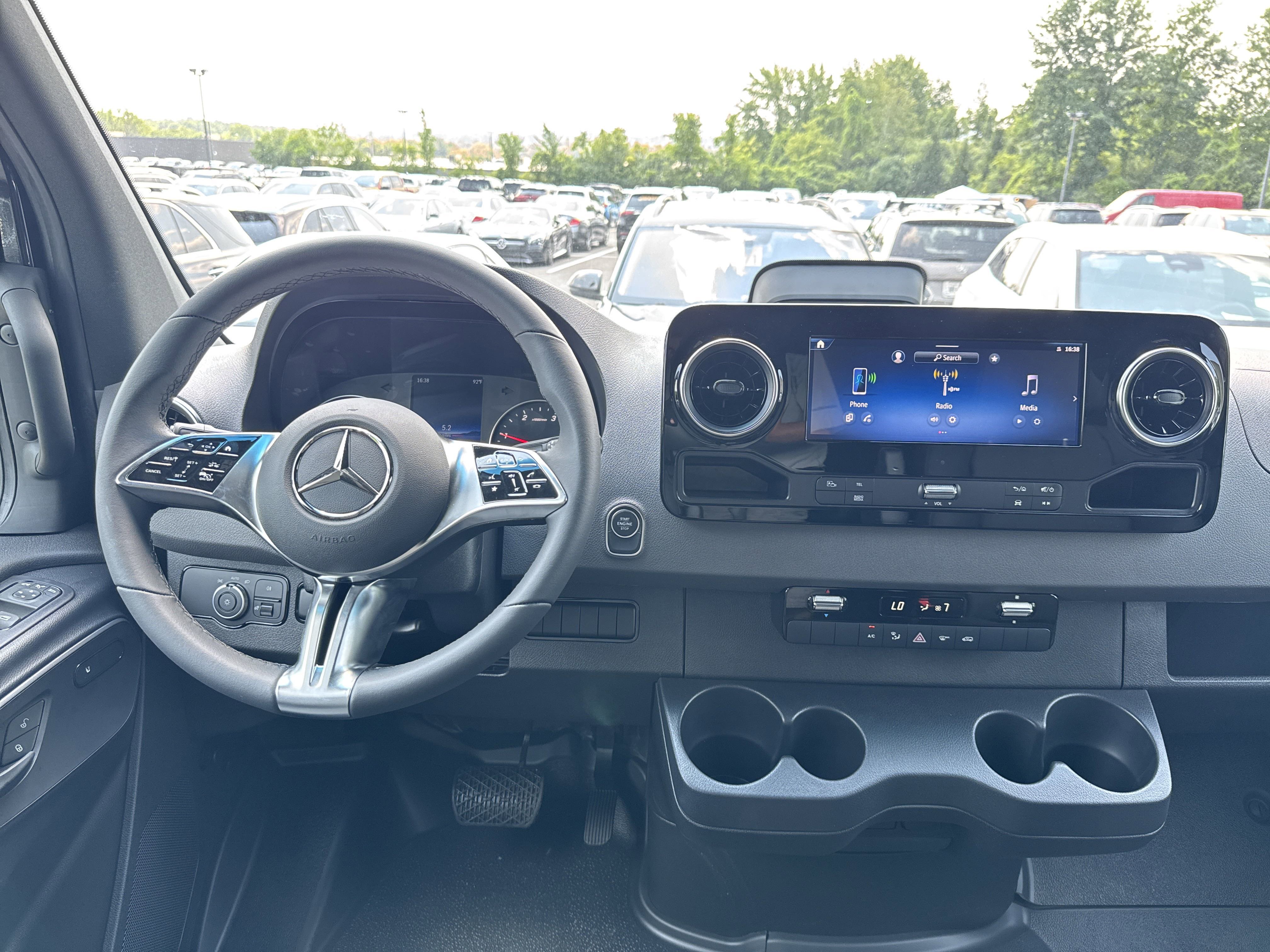 New 2025 Mercedes-Benz Sprinter 2500 image 11